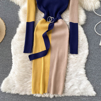 VANTA Contrast Knit Midi Dress