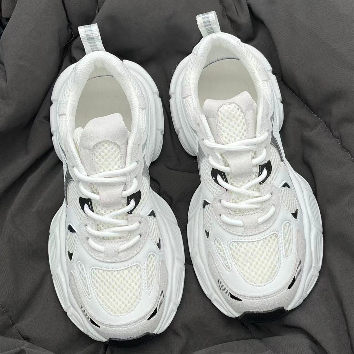 Women's Sneakers – White Casual Running Shoes for Everyday Style