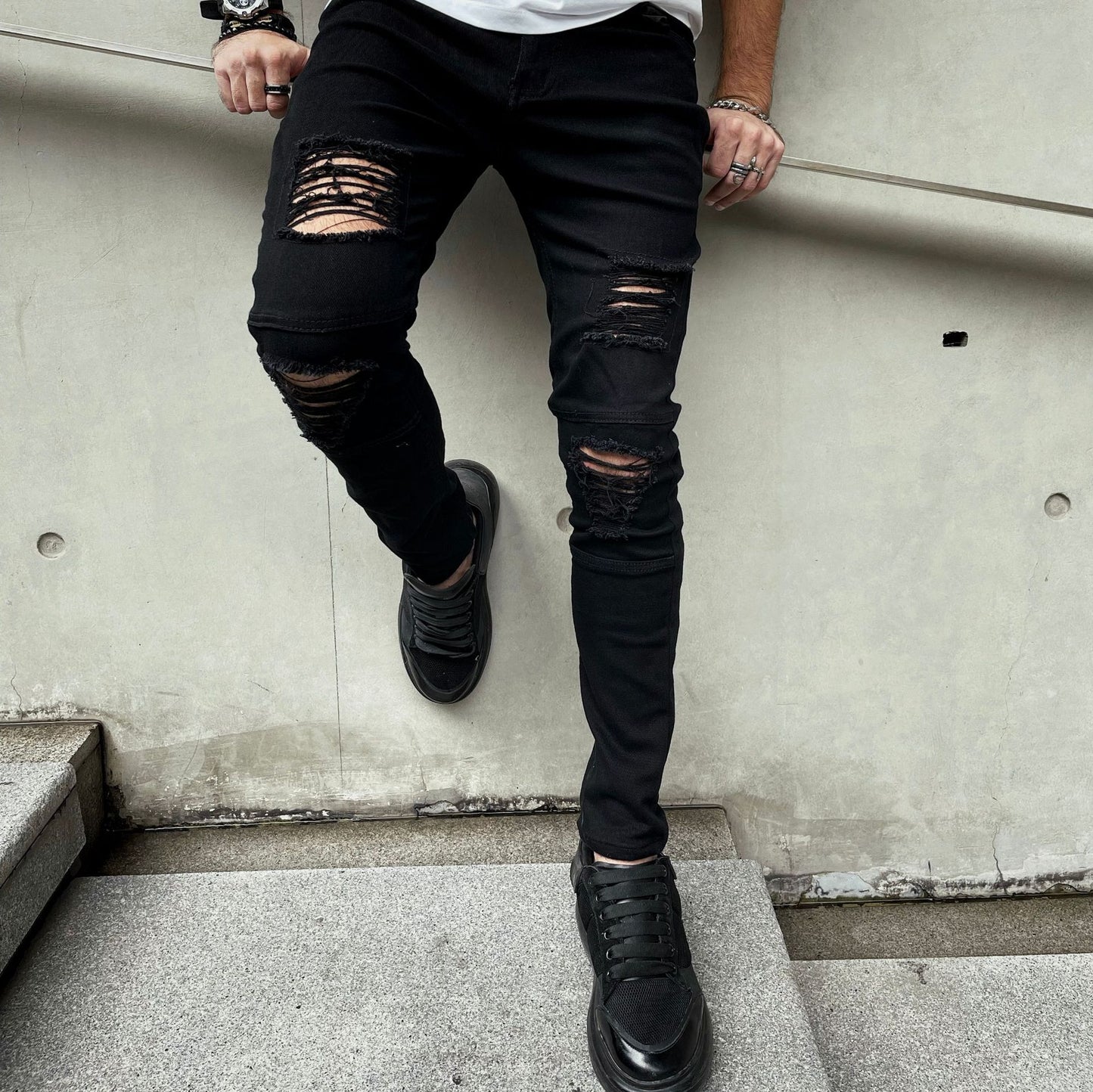 Men’s Slim Straight Jeans