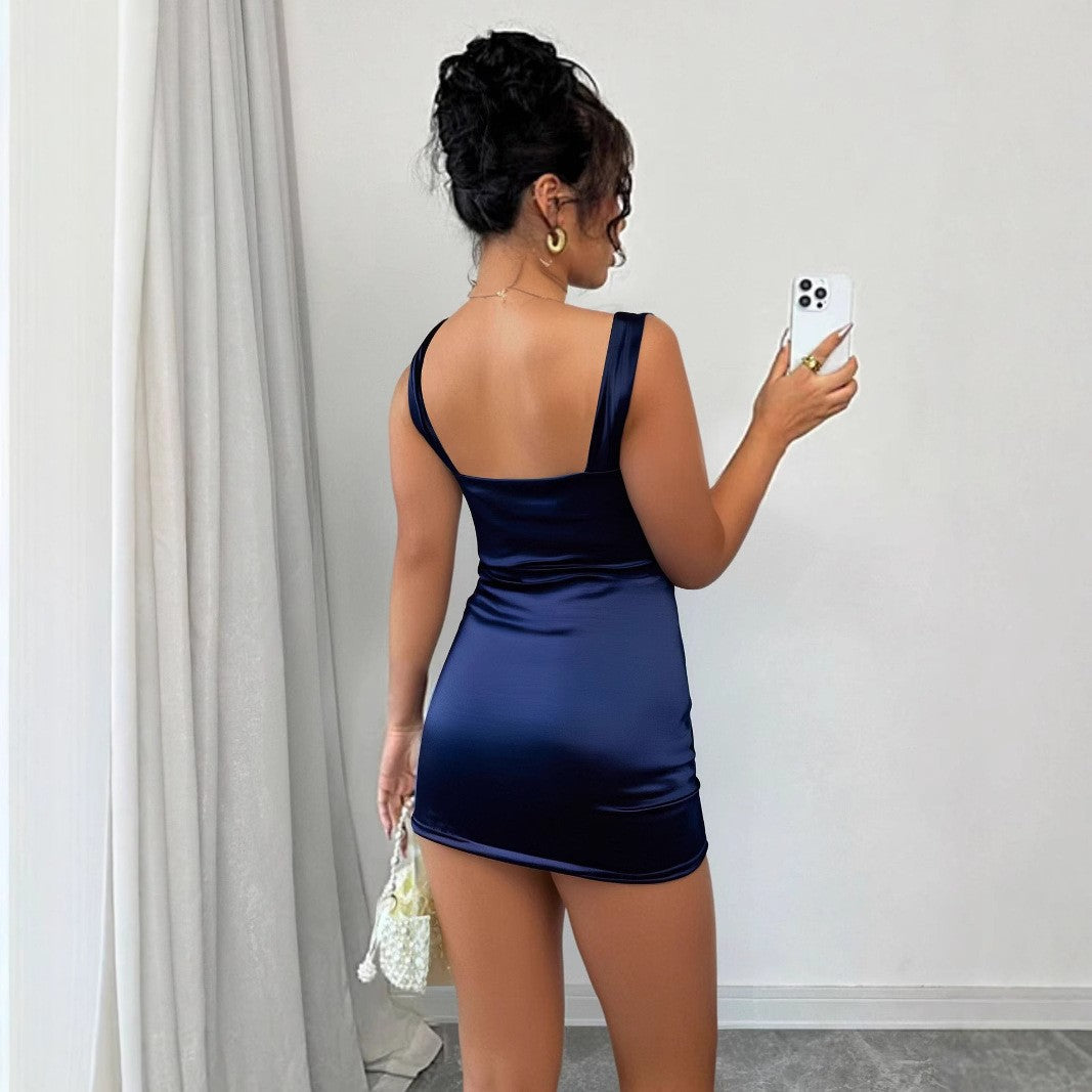 Women’s Low-Cut Halter Pleated Bodycon Mini Dress